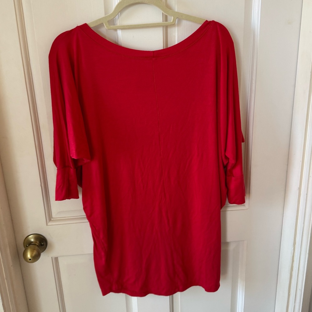 Perfect Off-the-Shoulder Top - Picture 2 of 5